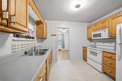 828 Dearborn St, Harmony Township, PA 15005 - Photo 16