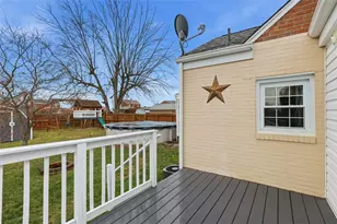 702 Hemlock Dr, Aliquippa, PA 15001 - Photo 36