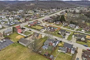 702 Hemlock Dr, Aliquippa, PA 15001 - Photo 42