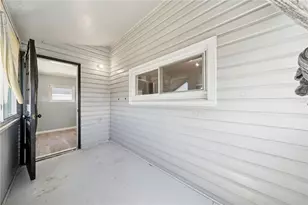 1625 Taylor Ave, Arnold, PA 15068 - Photo 12