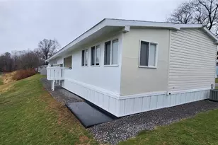 76 Crestview Dr, West Deer, PA 15084 - Photo 4