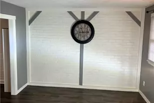 380 Northgate Dr, Washington Township, PA 15613 - Photo 6