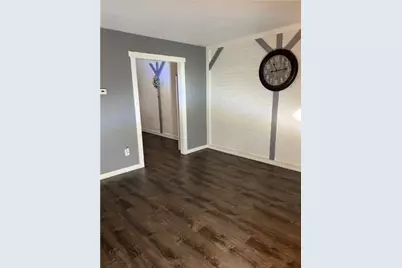 380 Northgate Dr #E, Washington Township, PA 15613 - Photo 4