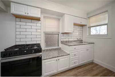 2606 Belmar Pl, Pittsburgh, PA 15218 - Photo 10