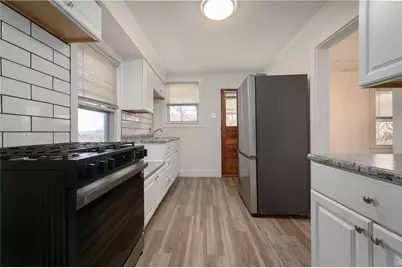 2606 Belmar Pl, Pittsburgh, PA 15218 - Photo 8