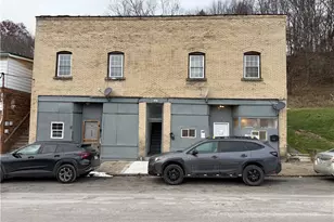 621 Bessemer Ave, Twp of But SW, PA 16045 - Photo 2