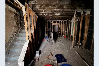 404 E Locust St, Butler, PA 16001 - Photo 6