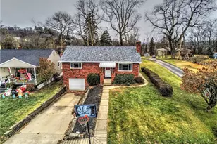 606 Hope St, Scott Township, PA 15220 - Photo 2