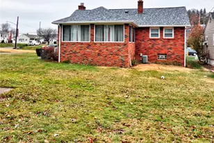 606 Hope St, Scott Township, PA 15220 - Photo 8