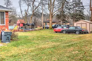 606 Hope St, Scott Township, PA 15220 - Photo 6