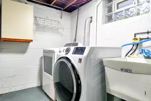 606 Hope St, Scott Township, PA 15220 - Photo 22