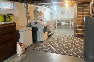 1009 N Ashland Ave, New Castle, PA 16102 - Photo 12