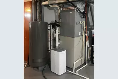 1009 N Ashland Ave, New Castle, PA 16102 - Photo 16