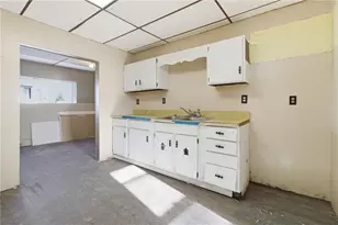 399 Cherry St, Montgomery-Grant, PA 15724 - Photo 6