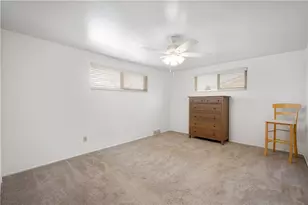 930 Lindsay Rd, Scott Township, PA 15106 - Photo 10