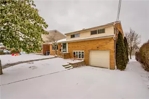 930 Lindsay Rd, Scott Township, PA 15106 - Photo 2