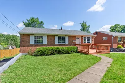 1625 Loretta Dr, Pittsburgh, PA 15235 - Photo 2