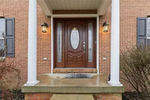 251 Field Club Cir, Robinson Twp, PA 15136 - Photo 2