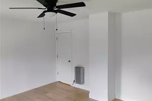 210 N 4th St, Jeannette, PA 15644 - Photo 24