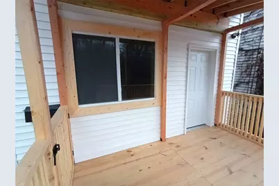 210 N 4th St, Jeannette, PA 15644 - Photo 2