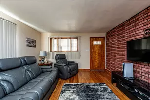 1938 Gay Ave, Hempfield Township, PA 15601 - Photo 10