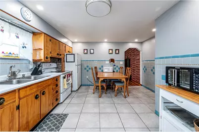 1938 Gay Ave, Hempfield Township, PA 15601 - Photo 14