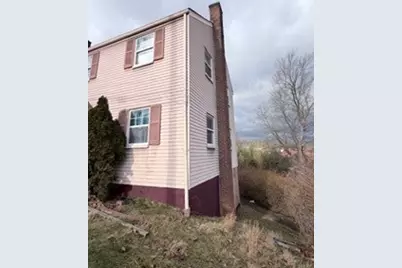 416 Walnut Ave, Clairton, PA 15025 - Photo 8