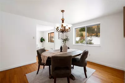 3643 Maplevue Dr, Bethel Park, PA 15102 - Photo 6