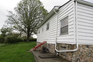 163 Poplar Rd, Hopewell, PA 15312 - Photo 4