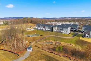 343 Telluride Ln, Cranberry Township, PA 16066 - Photo 32