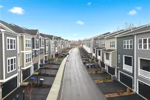 343 Telluride Ln, Cranberry Township, PA 16066 - Photo 2