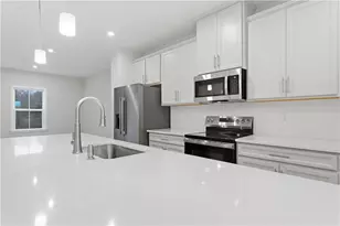 343 Telluride Ln, Cranberry Township, PA 16066 - Photo 6