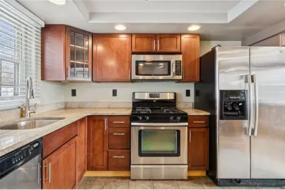 465 Macassar Dr, Baldwin Twp, PA 15236 - Photo 14