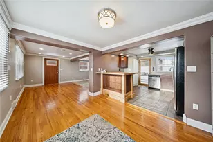 465 Macassar Dr, Baldwin Twp, PA 15236 - Photo 8