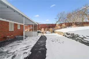 465 Macassar Dr, Baldwin Twp, PA 15236 - Photo 40