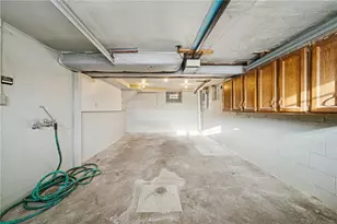 465 Macassar Dr, Baldwin Twp, PA 15236 - Photo 36