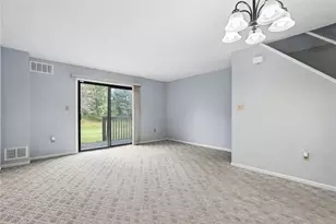 162 Woodhaven Dr, Seven Fields Boro, PA 16046 - Photo 8