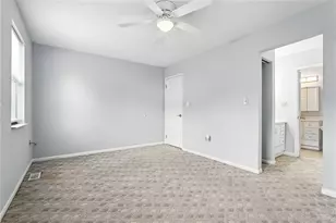 162 Woodhaven Dr, Seven Fields Boro, PA 16046 - Photo 16