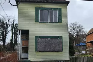 314 Corey Ave, Braddock, PA 15104 - Photo 4