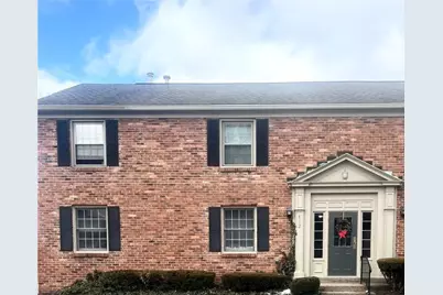 112 Jamestown Dr #A, Scott Township, PA 15216 - Photo 1