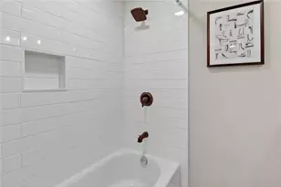 578 Moreland Dr, Pittsburgh, PA 15243 - Photo 18