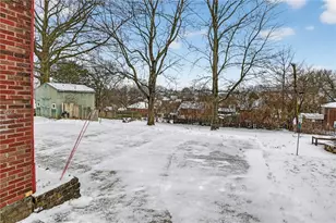 578 Moreland Dr, Pittsburgh, PA 15243 - Photo 28