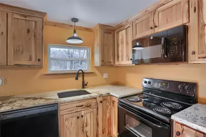 955 Woodside Ave, Ellwood City, PA 16117 - Photo 32