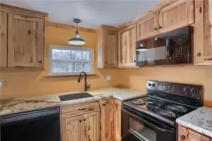 955 Woodside Ave, Ellwood City, PA 16117 - Photo 32
