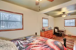 955 Woodside Ave, Ellwood City, PA 16117 - Photo 30