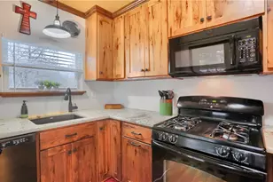 955 Woodside Ave, Ellwood City, PA 16117 - Photo 16