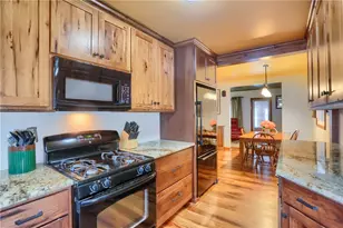 955 Woodside Ave, Ellwood City, PA 16117 - Photo 18