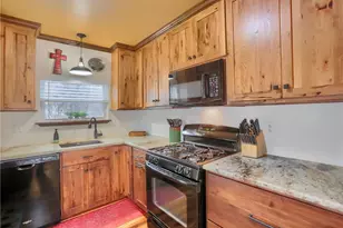 955 Woodside Ave, Ellwood City, PA 16117 - Photo 26