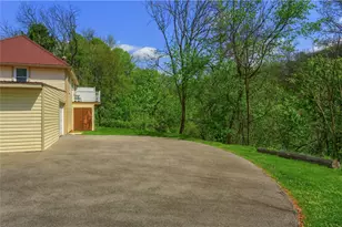 955 Woodside Ave, Ellwood City, PA 16117 - Photo 50