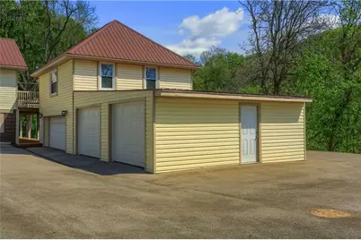 955 Woodside Ave, Ellwood City, PA 16117 - Photo 4
